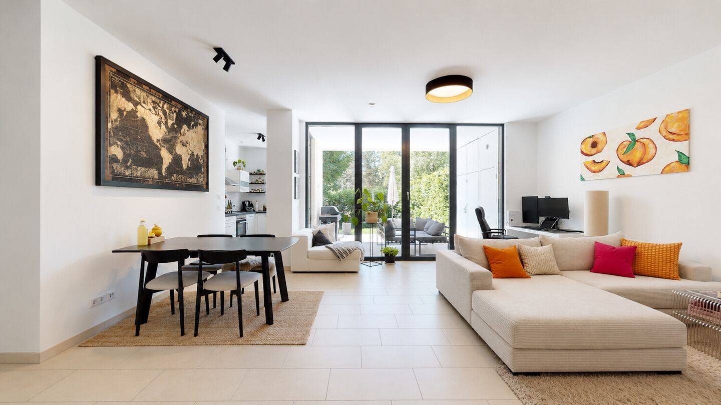 Thumbnail-Helle, moderne Gartenwohnung mit Sonnenterrasse und Garagenstellplatz
