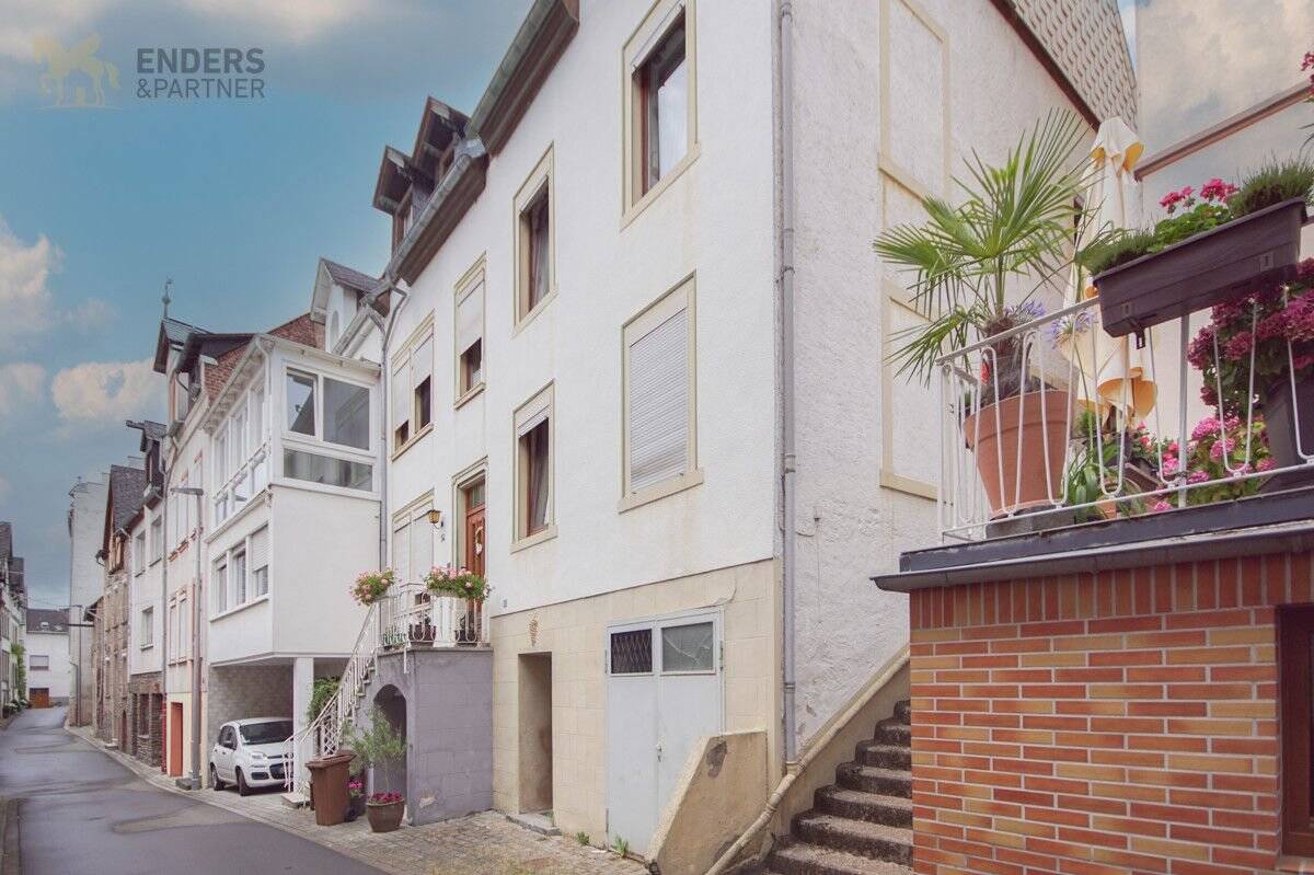 Thumbnail-Ausbaufähiges 3 ZKB Reihenendhaus mit Einbauküche und Stellplatz