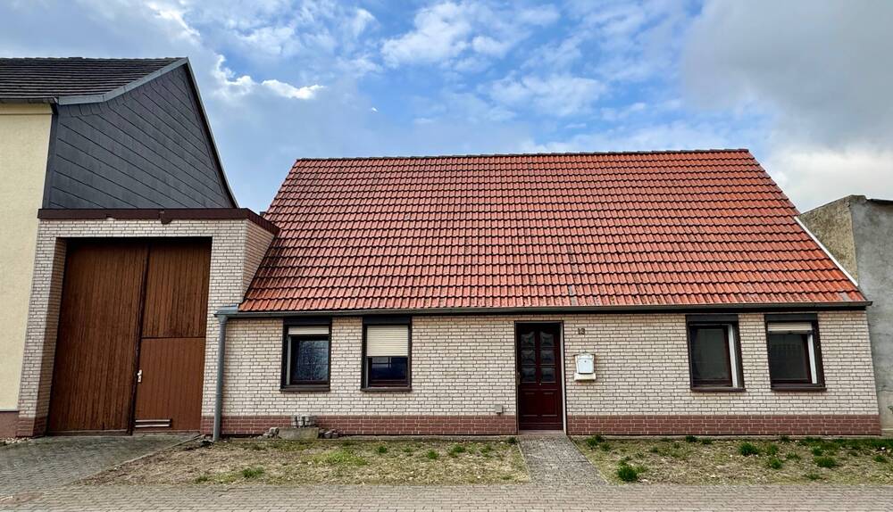 Straßenansicht
