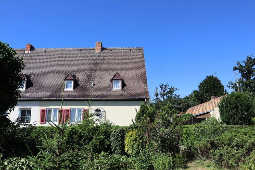 Thumbnail-Einfamilienhaus mit großer Terrasse und Garten in Annaburg