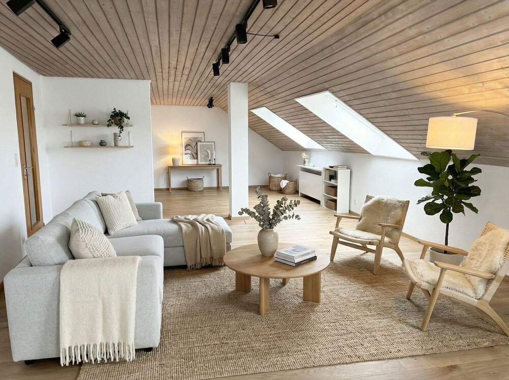 Thumbnail-Dachgeschosswohnung mit besonderem Flair