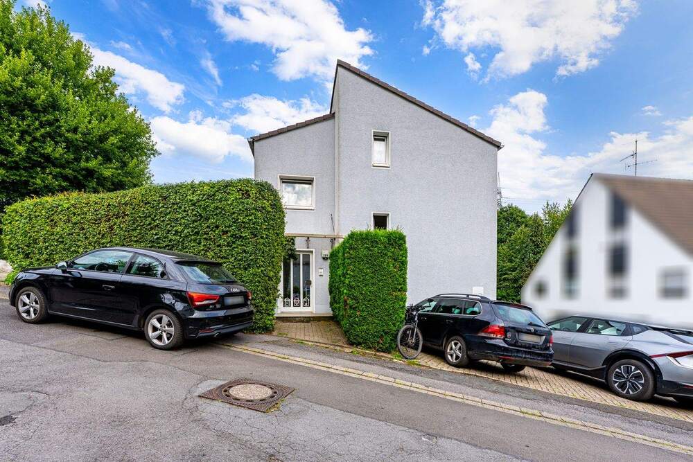 Thumbnail-Attraktive 3-Zimmer-Wohnung im 1. Obergeschoss mit Balkon, Stellplatz und flexiblem Grundriss