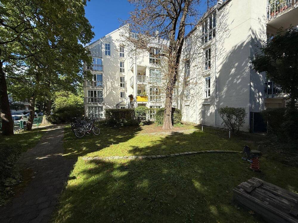 Thumbnail-Nahe der Isar: Ihre charmante 2-Zimmer-Erdgeschosswohnung mit Terrasse in Thalkirchens Stadtoase