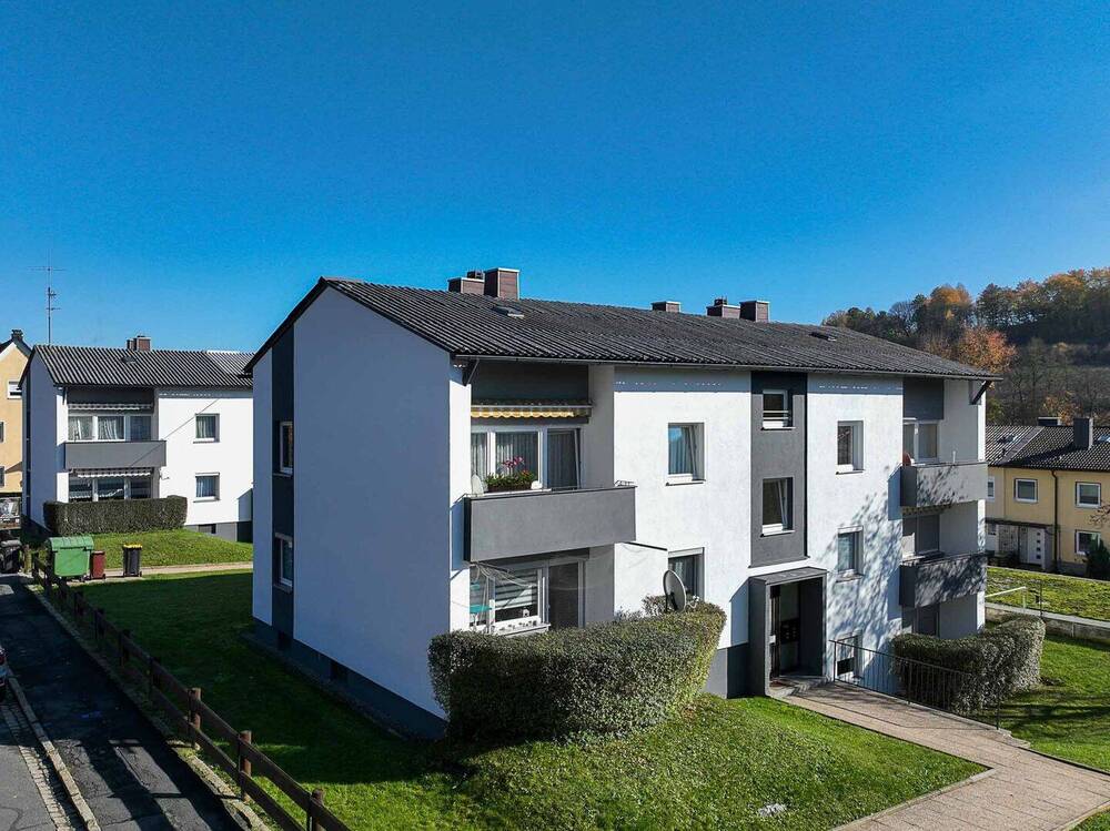 Thumbnail-Wunsiedel! Helle 2-Zimmer-Wohnung mit Balkon - sofort frei WE04