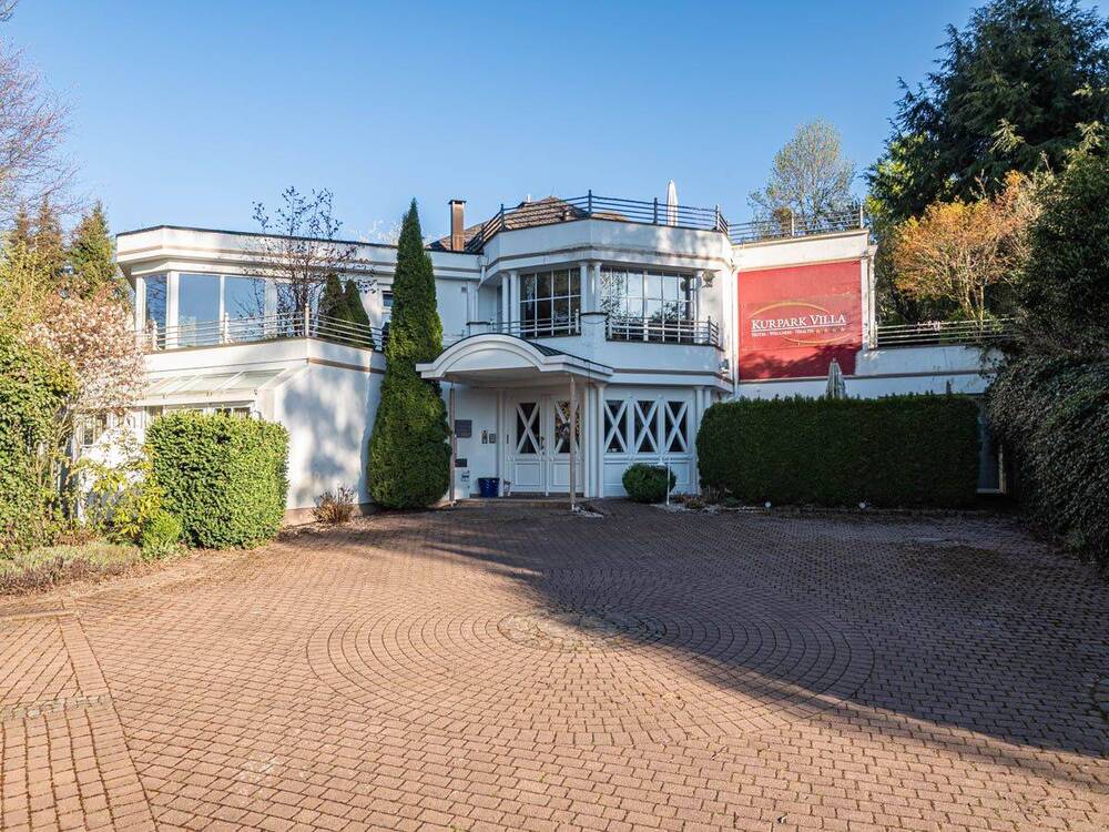 Thumbnail-Ehemaliges Hotel als attraktive Gewerbefläche (Büro, Seniorenwohnen, etc. ) im Zentrum von Olsberg
