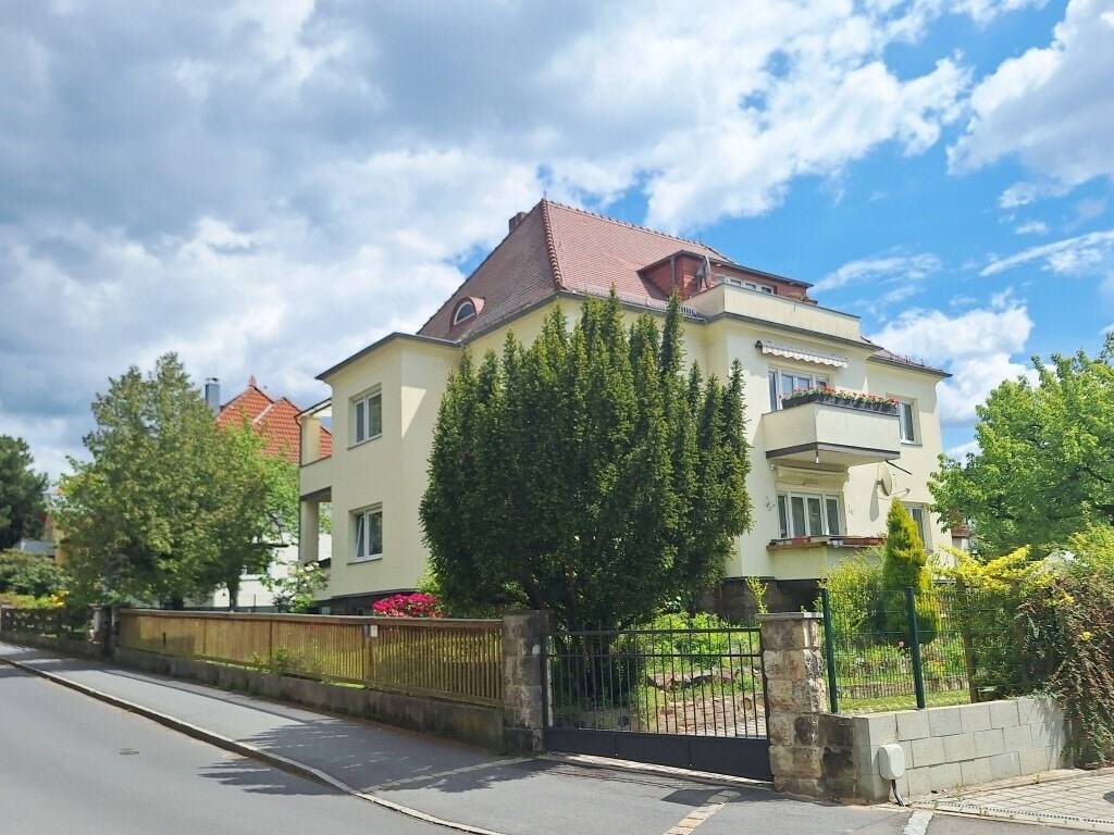 Thumbnail-Mehrfamilienhaus in begehrter Wohnlage von Dresden-Bühlau