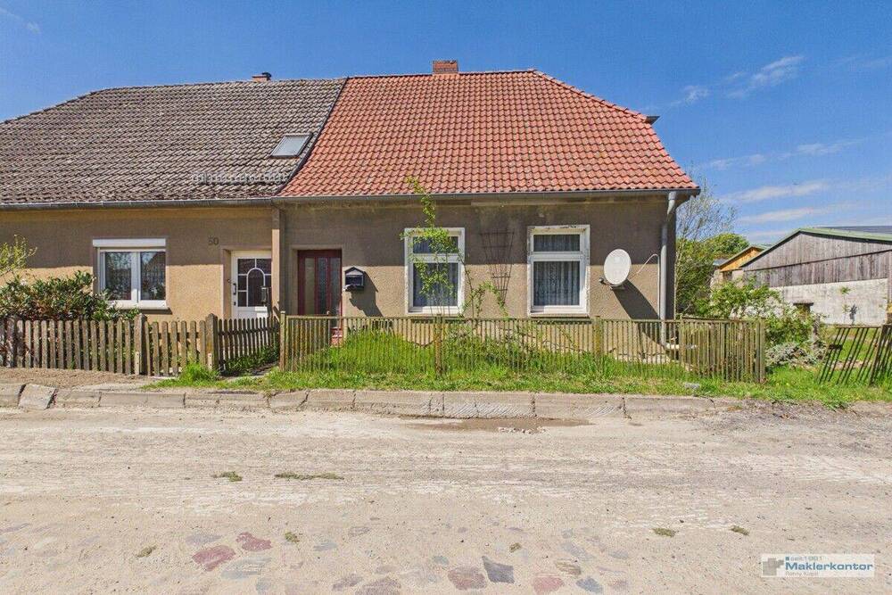 Thumbnail-4.251 m² Grundstück mit Doppelhaushälfte - seltene Chance nahe Neubrandenburg