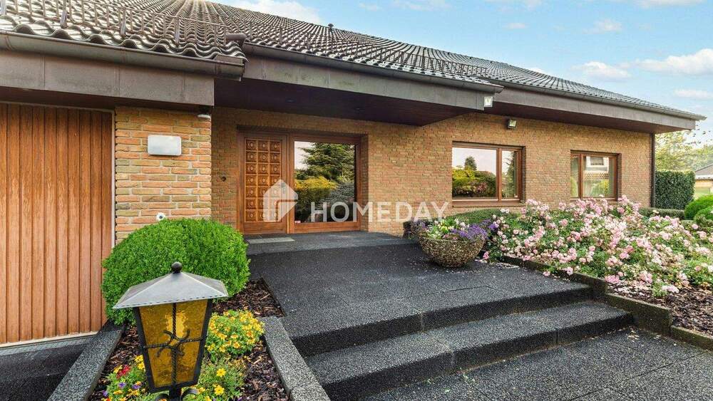 Thumbnail-Exklusives Haus mit 2 Einheiten, 320 m² Wohnfläche und Gartenparadies - ideal für Wohnen & Arbeiten