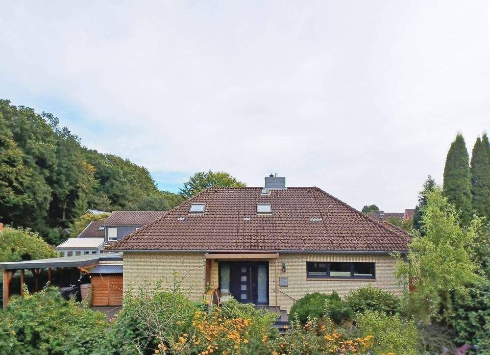 Thumbnail-Hochwertiges Einfamilienhaus in bevorzugter Wohnlage in Stade-Campe