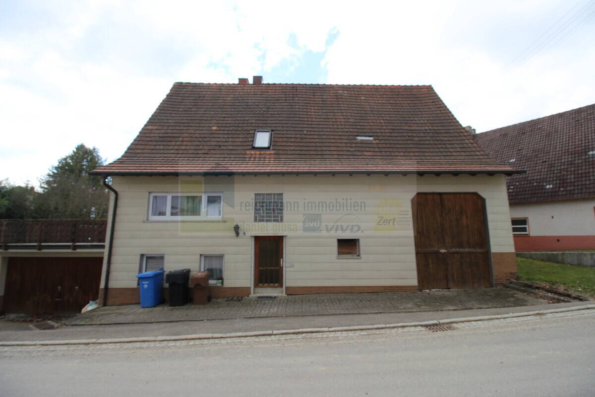 Thumbnail-Provisionsfrei! Freistehendes Wohn-und Wirtschaftsgebäude mit Stall und Garage in 72355 Schömberg-Schörzingen