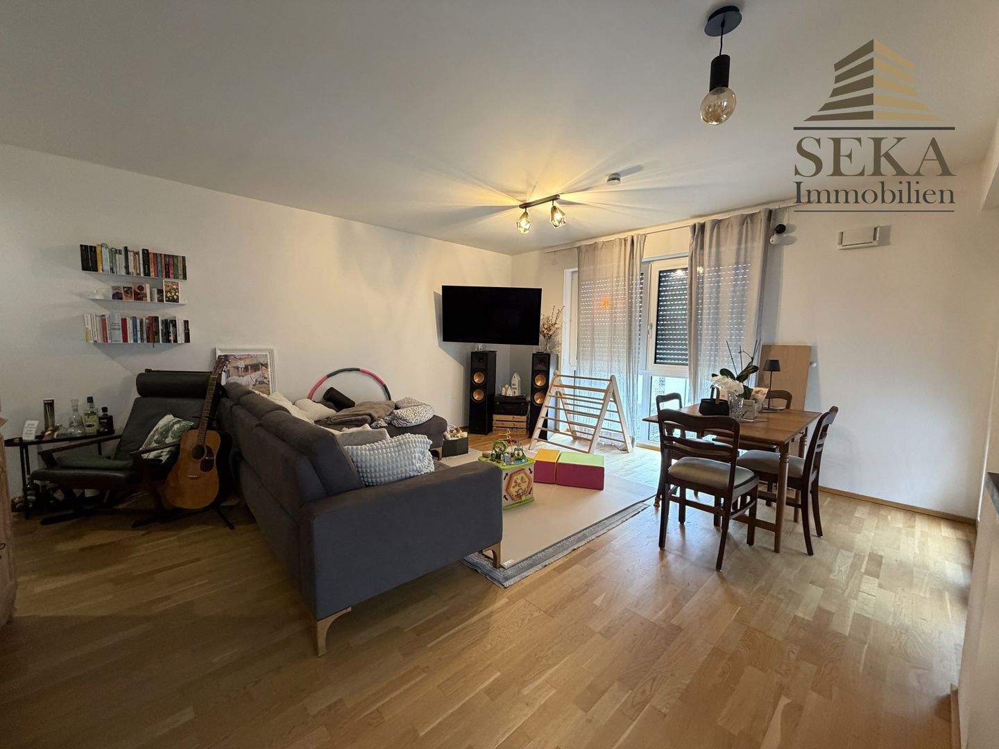 Thumbnail-Komfortable Wohnung mit Einbauküche, Aufzug und Tiefgarage - stadtnah gelegen