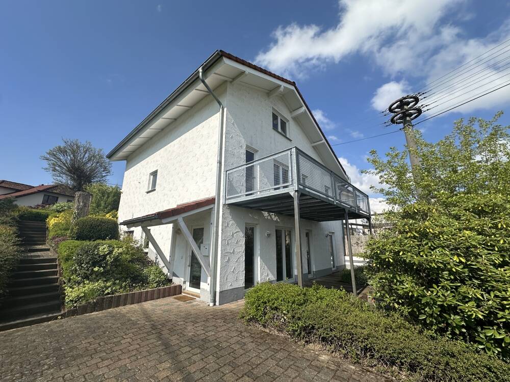 Thumbnail-Attraktives Einfamilienhaus mit Einliegerwohnung und flexibler Nutzung