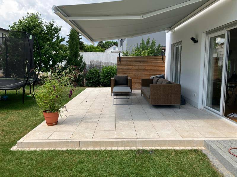 ca. 35 m² Terrasse