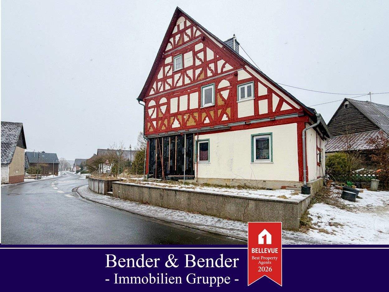 Thumbnail-Sanierungsbedürftiges Einfamilienhaus in schöner Ortslage nahe Rennerod!