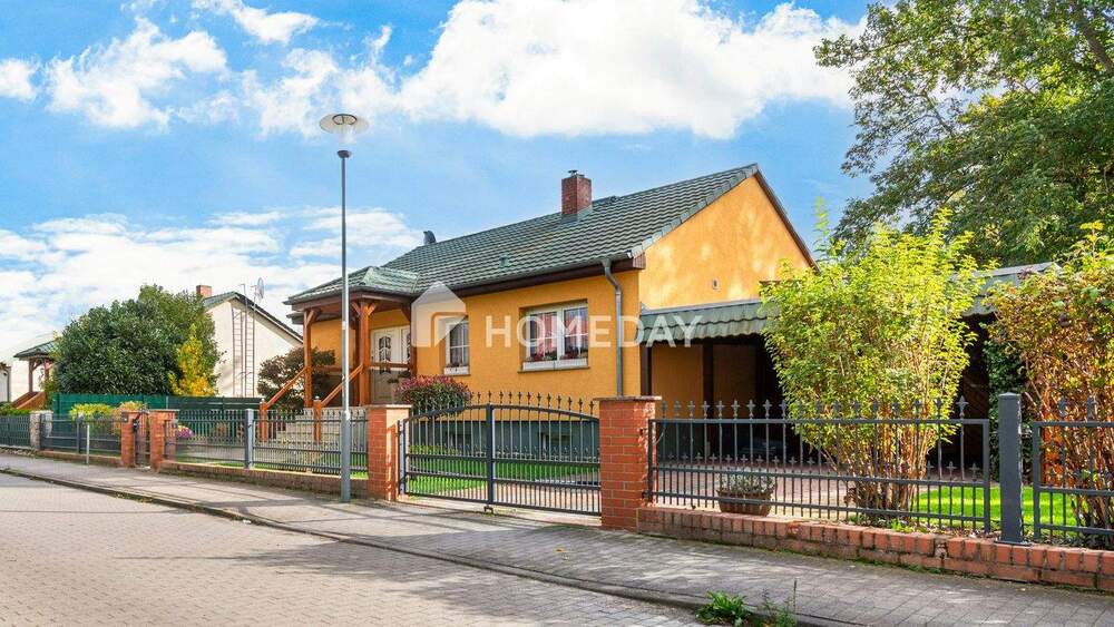 Thumbnail-Familienfreundliches EFH mit Sauna, Doppelcarport und liebevoll angelegtem Garten in ruhiger Lage