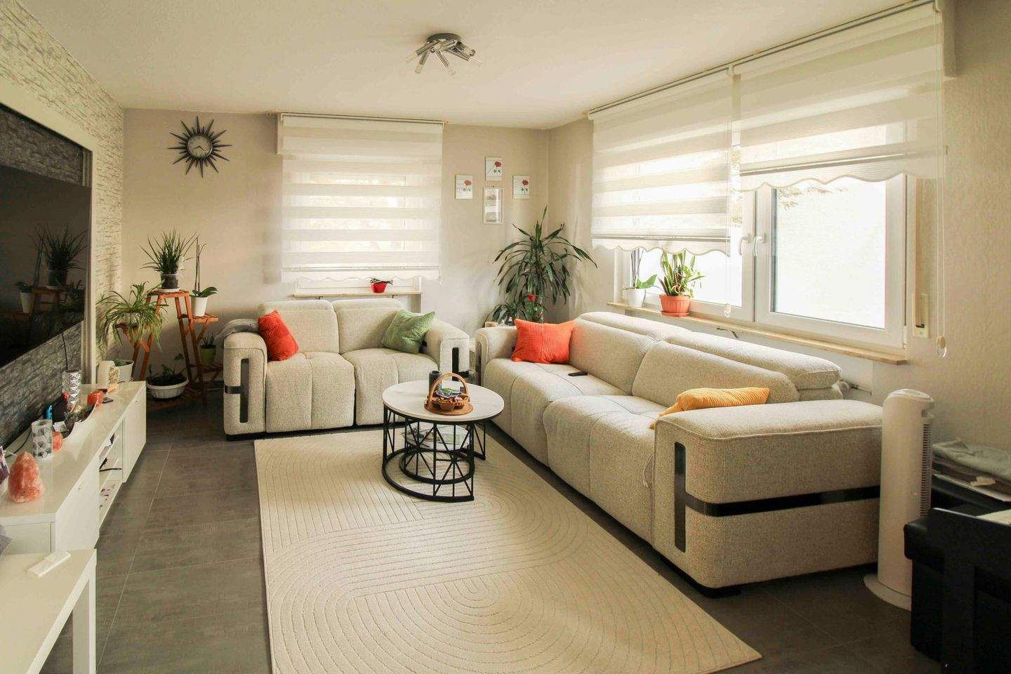 Thumbnail-Bequemer und grobzügig wohnen: Erdgeschosswohnung in zentraler Lage