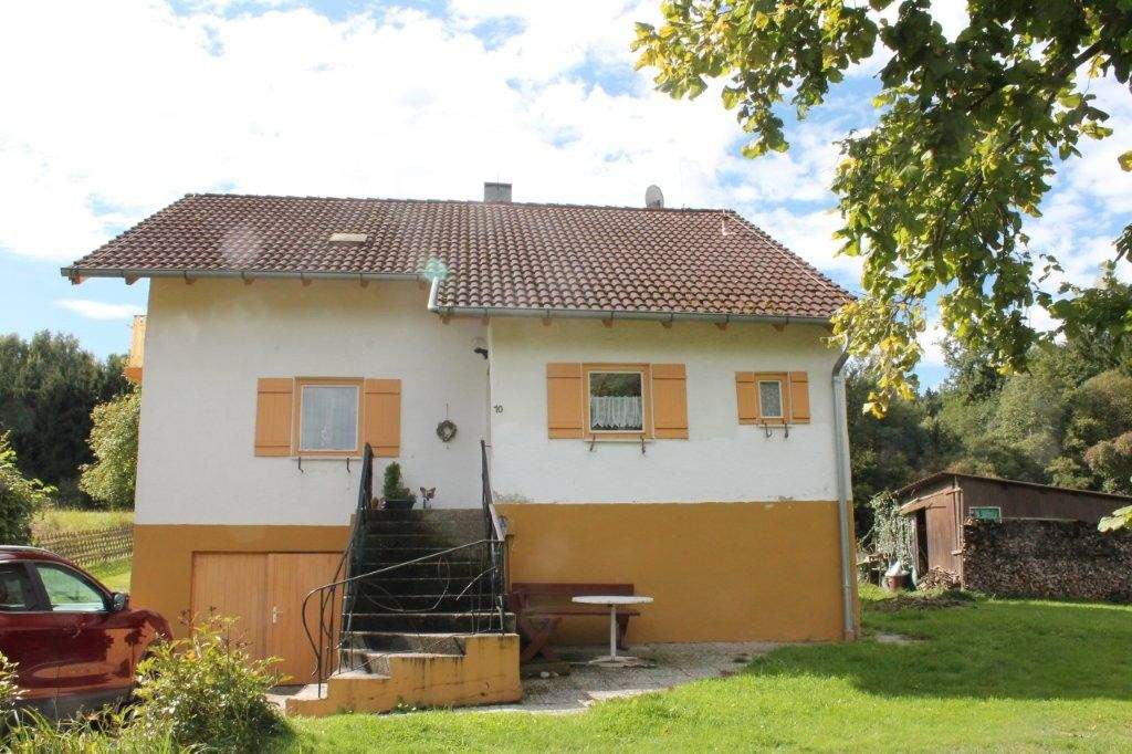 Thumbnail-RESERVIERT - Charmantes vollmöbliertes Einfamilienhaus mit großem Garten in ruhiger Lage