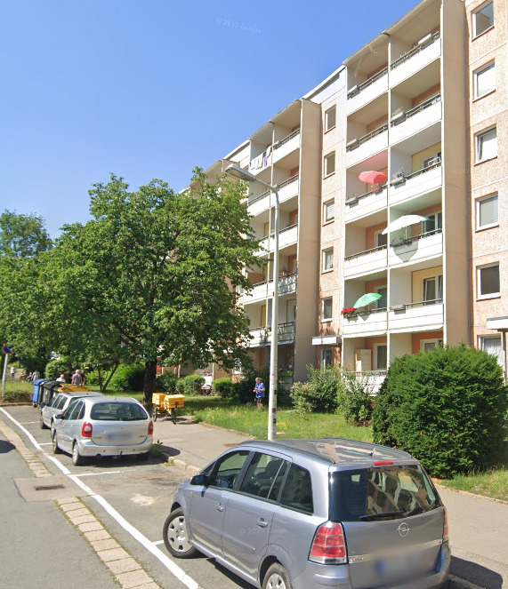 Thumbnail-Familienfreundliche 4-Zimmer-Wohnung in Zwickau Neuplanitz