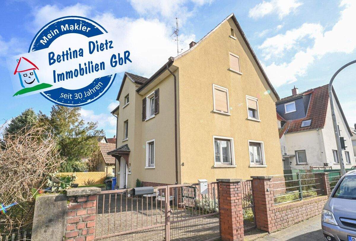 Thumbnail-DIETZ: 2-Familienhaus mit ausgebautem Dachgeschoss - Zentrale Lage im Mischgebiet von Babenhausen!