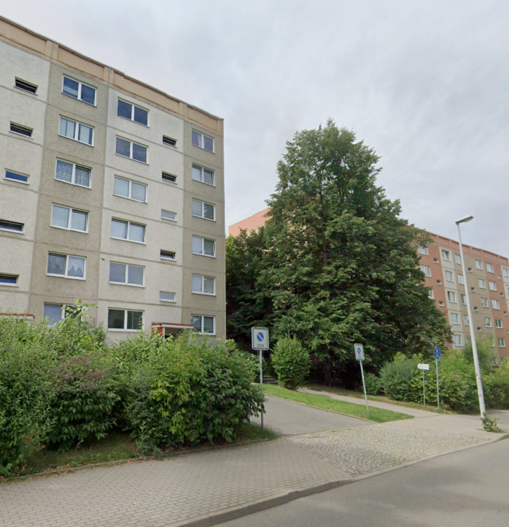 Thumbnail-Gemütliche 2-Zimmer-Wohnung mit Balkon in Zwickau Neuplanitz