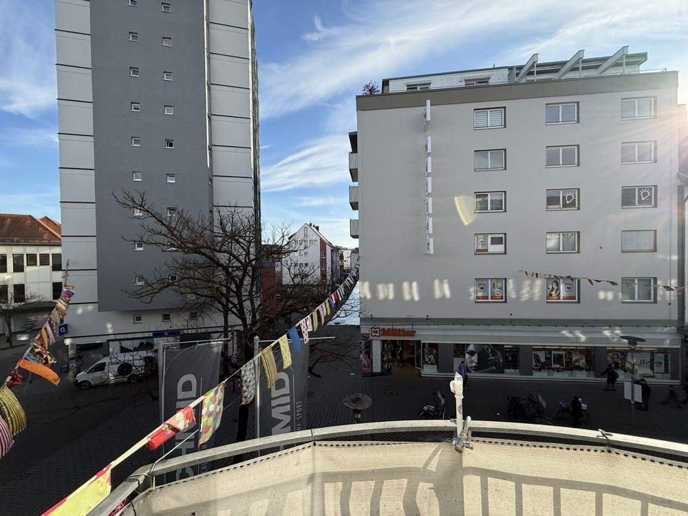 Thumbnail-Charmante 1,5 Zimmerwohnung mit Balkon in der Innenstadt!