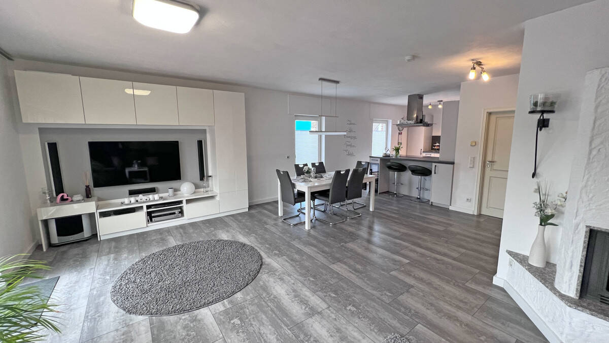 Thumbnail-Zuhause entspannen: Doppelhaushälfte mit Pool, Sauna & tollem Wohnambiente in Rheinberg-Budberg