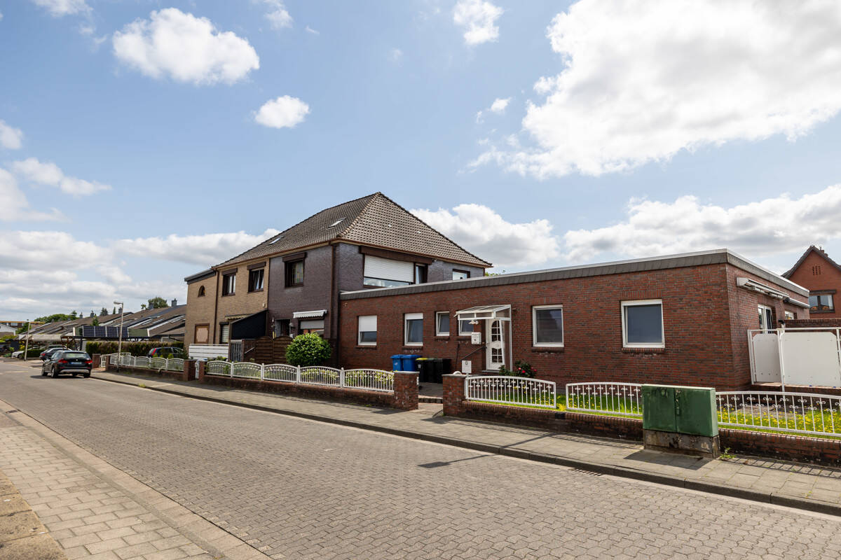 Thumbnail-*** 600 m² WFL - MEHRERE WOHNUNGEN mit ANWESEN, EINLIEGERWOHNUNG, GARAGEN und GARTEN ***