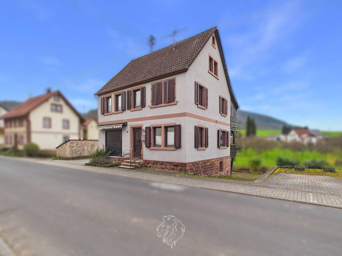 Thumbnail-Einfamilienhaus in naturnaher Lage mit kleinem Garten und großzügigem Raumangebot