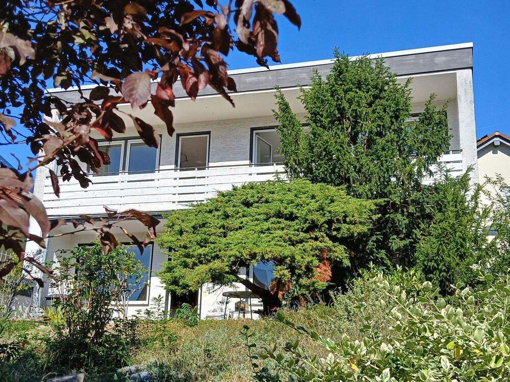 Thumbnail-Freistehendes Einfamilienhaus m. Garage in Seeheim-Jugenheim v. privat