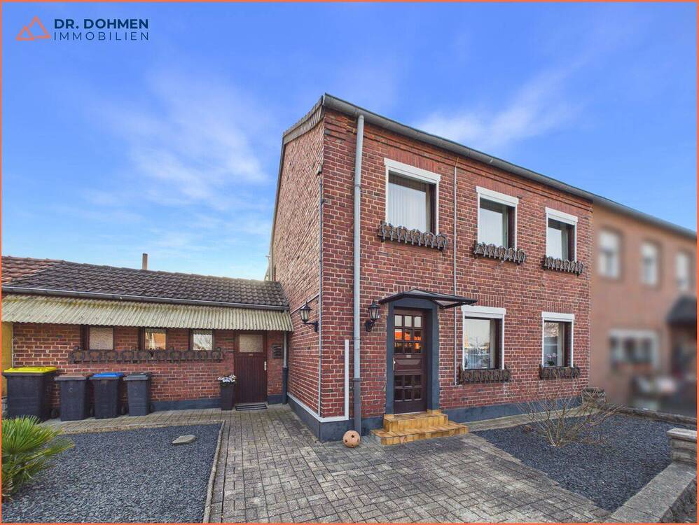 Thumbnail-Gemütliches Einfamilienhaus mit Garten, großer Dachterrasse und Garage in Hückelhoven-Hilfarth