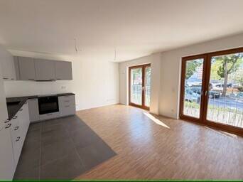 Thumbnail-Moderne 3-Zimmer-Neubauwohnung mit Terrasse und Einbauküche