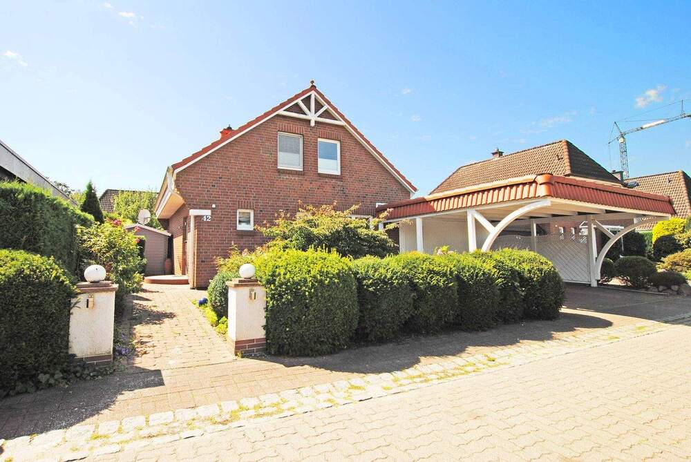 Thumbnail-Top gepflegt und ruhig gelegen! EFH mit hübschem Garten und Sauna in Henstedt-Ulzburg