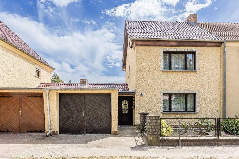 Thumbnail-Doppelhaushälfte auf traumhaftem Grundstück in Sachsenhausen