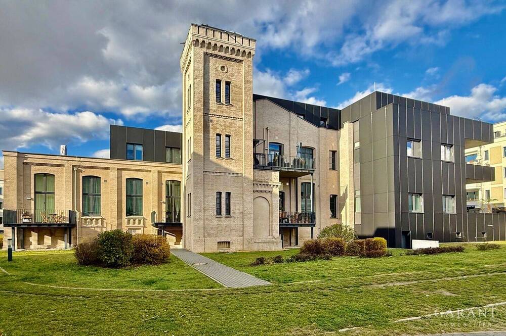 Thumbnail-Sehr schöne 2 Zimmer Wohnung an einem bedeutsamen Potsdamer Standort!