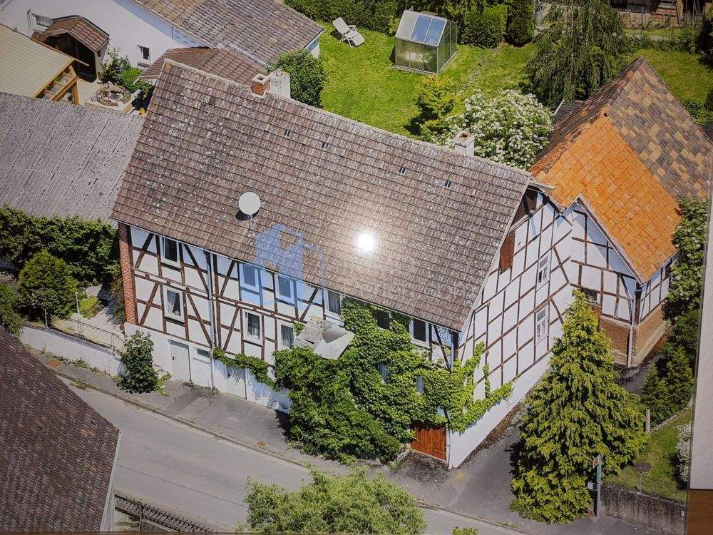 Thumbnail-Perfekt für den Handwerker! Zwei DHH in Fachwerkbauweise im teilweise sanierungsbedürftigen Zustand