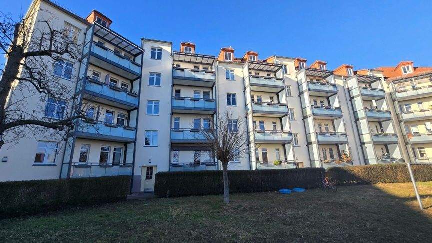 Thumbnail-Erstbezug nach Komplettsanierung