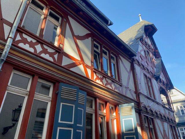 Thumbnail-Repräsentatives Mehrparteienhaus mit Gewerbeeinheit in zentraler Lage der Marburger Altstadt im Alleinauftrag zu verkaufen