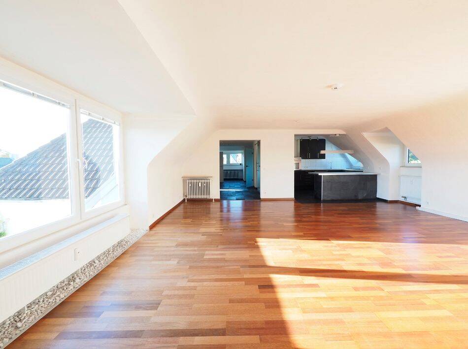 Thumbnail-Vier-Zimmer Mietwohnung am Güdinger Berg!
