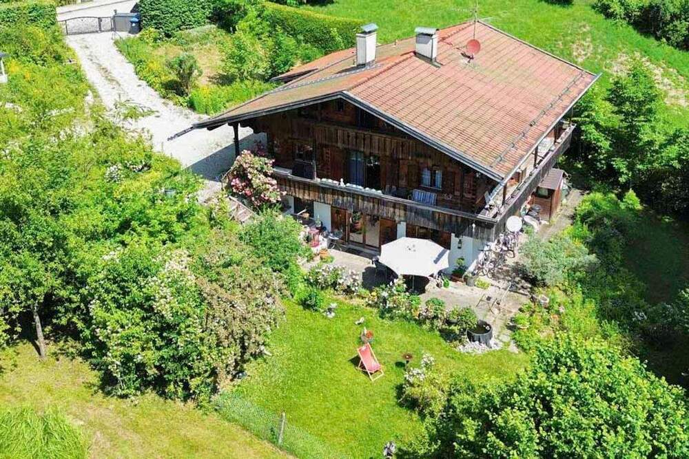 Thumbnail-Modernisiertes Holzhaus im Landhausstil zwischen dem Starnberger See und den Osterseen