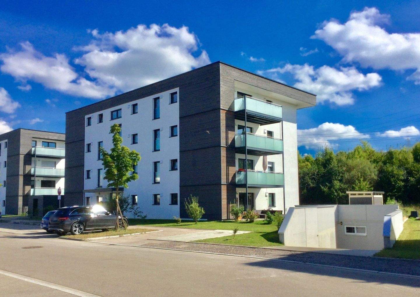 Thumbnail-Moderne, top energetische und neuwertige 3-Zimmer Wohnung mit TG-Stellplatz in Neu-Ulm