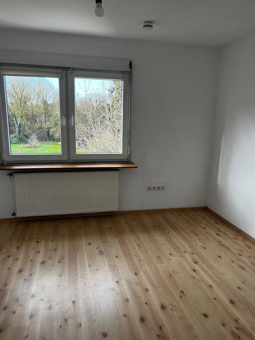Thumbnail-Provisionsfreie 2-Raum-Wohnung mit Aussicht in Bergisch-Neukirchen