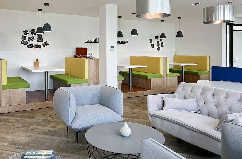 Thumbnail-All-inclusive-Zugang zu Lounges in Regus Grugaplatz