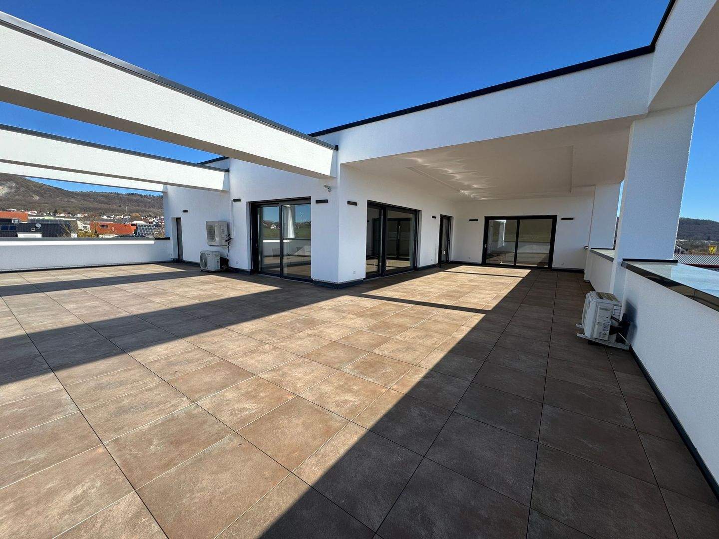 Thumbnail-Schauenburg: extravagante Architektur & Weitblick über die Natur: modern, individuell, exklusiv, mit Lift, nur wenige Minuten von KS-Wilh.entfernt