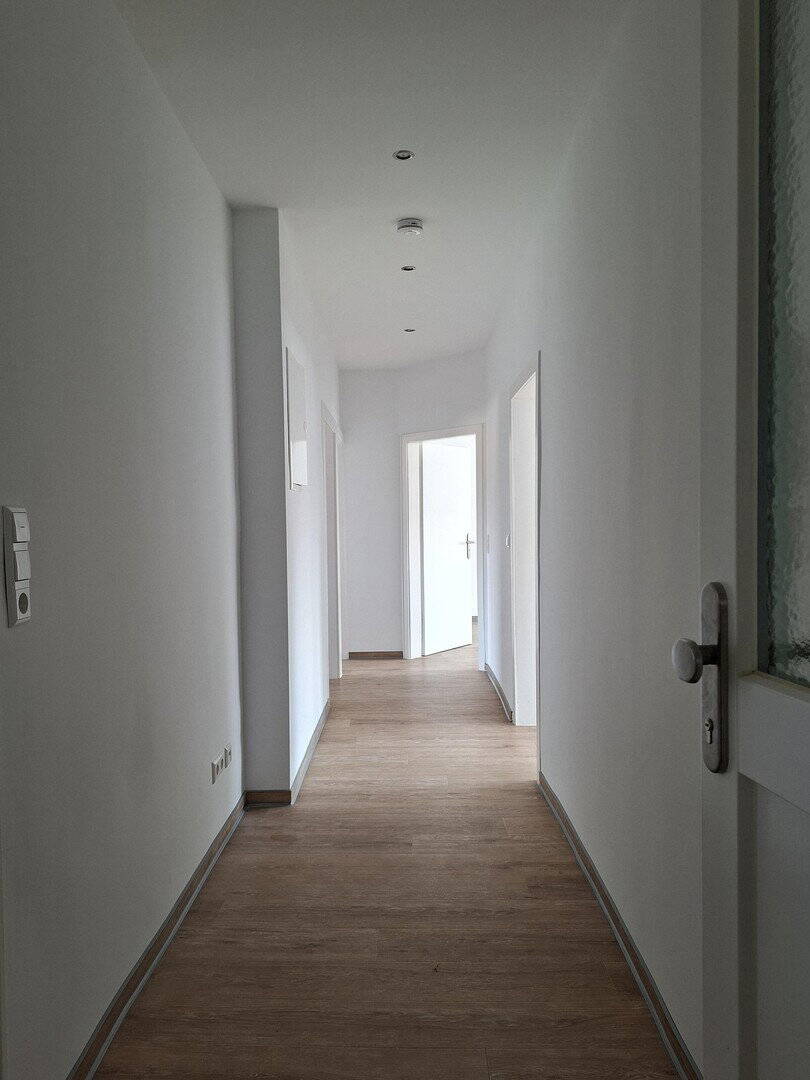 Thumbnail-Kernsanierte, großzügige und helle 4,5-Zimmerwohnung