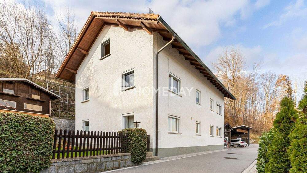 Thumbnail-Bezugsfrei: ZFH mit Garten, Terrasse, Carport und Wintergarten - ruhig und naturnah wohnen in Regen