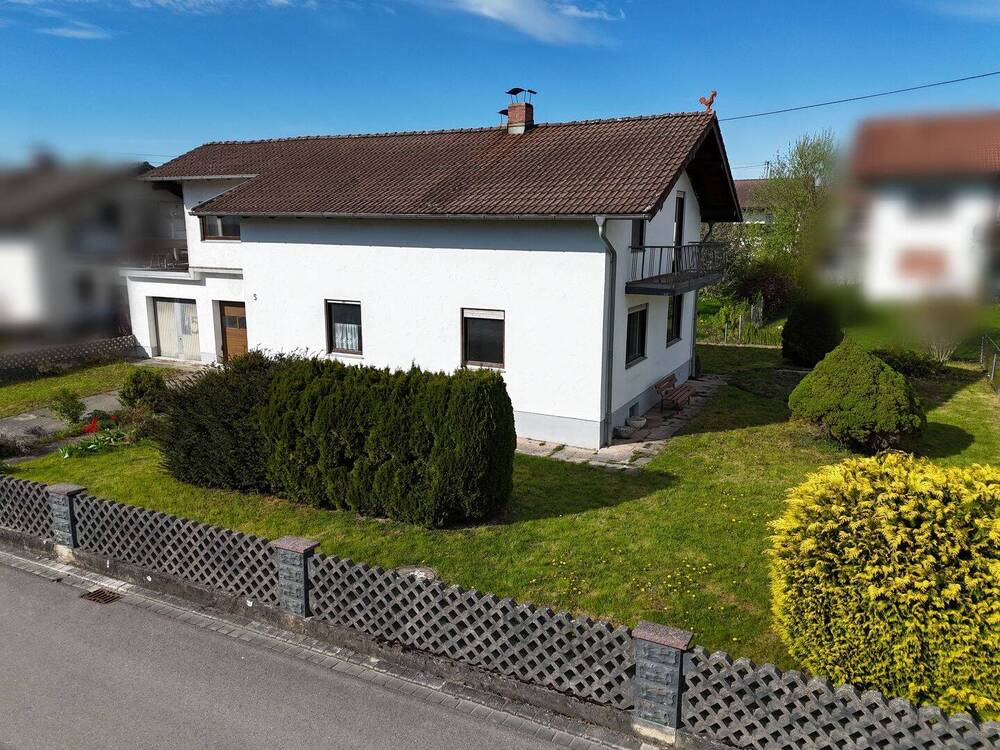 Thumbnail-Sanierungsbedürftiges Haus in ruhiger Lage von Großkarolinenfeld, Preis VB