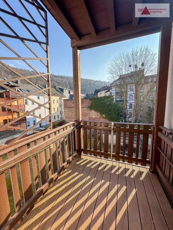 Thumbnail-Schicke 3-Raum-Wohnung mit Balkon im Herzen von Aue