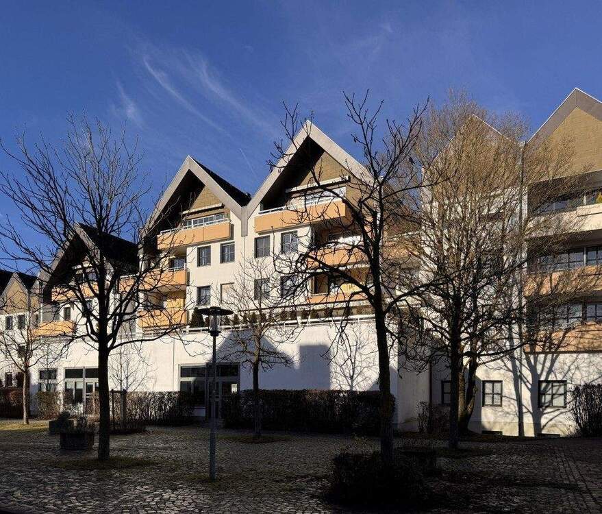 Thumbnail-Wohlfühl-Wohnung mit Ausblick! 2,5-Zimmer-Dachwohung in Kirchheim