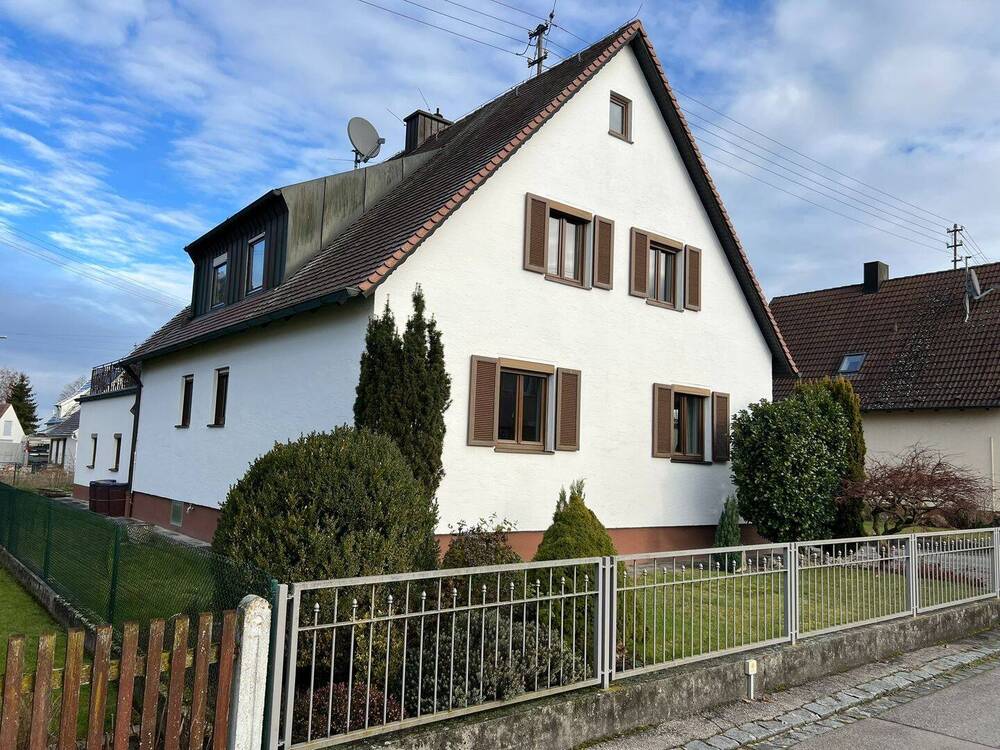 Thumbnail-Gepflegtes Haus mit 2 Wohneinheiten auf über 600 m² zw. Meitingen u. Augsburg!