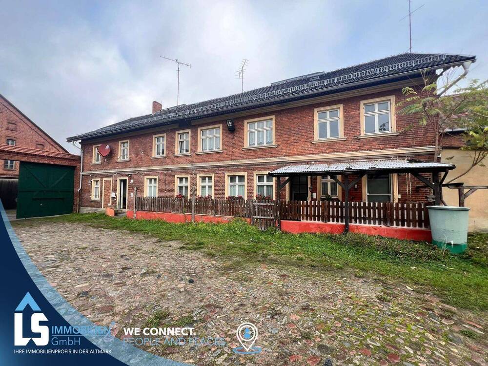 Thumbnail-Vierseitenhof mit 5 WE und Garagen in Heeren